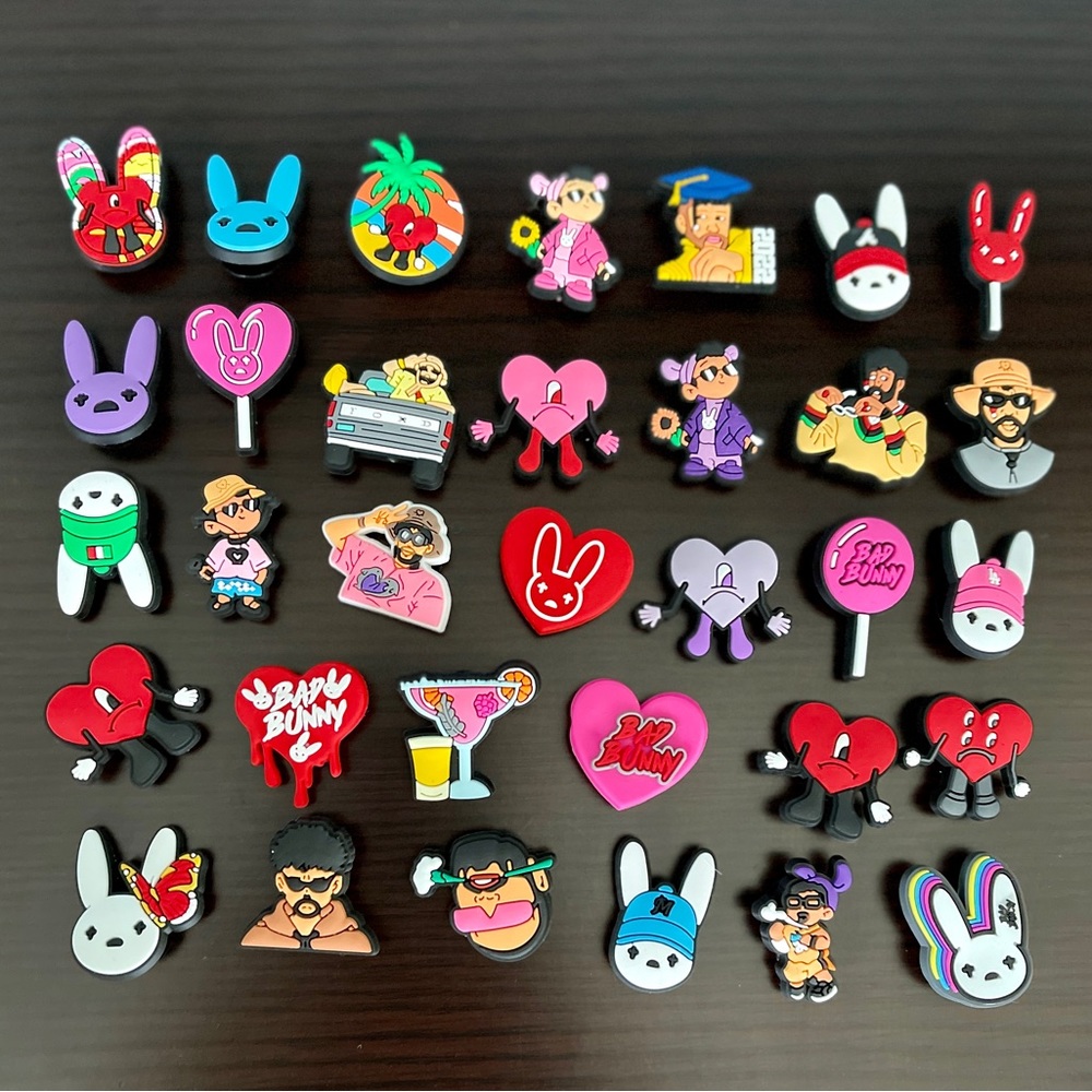Easy to install and release, charming colorful Bad Bunny Crocs shoe charms 33pcs